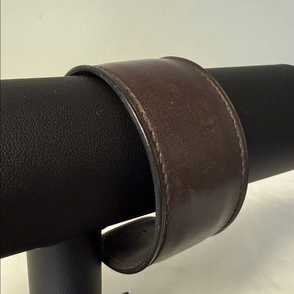 Hermès Leather Cuff Bracelet – Brown [F, 2002]